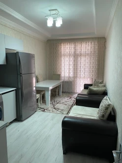İcarə yeni tikili 2 otaqlı 70 m²,  İnşaatçılar m.-3