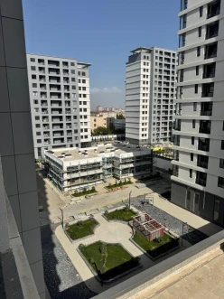 Satılır yeni tikili 3 otaqlı 95 m²,  İnşaatçılar m.-16