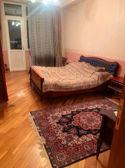Satılır yeni tikili 4 otaqlı 180 m²,  Azadlıq prospekti m.-4