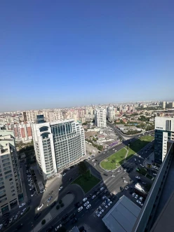 Satılır yeni tikili 3 otaqlı 145 m², İnşaatçılar m.-5