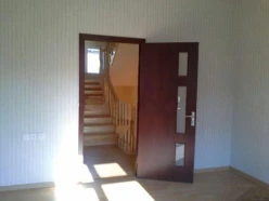 İcarə köhnə tikili 4 otaqlı 190 m², Azadlıq prospekti m.-16 İcarə köhnə tikili 4 otaqlı 190 m², Azadlıq prospekti m.-16