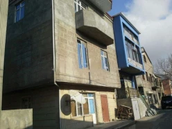 İcarə köhnə tikili 4 otaqlı 190 m²,  Azadlıq prospekti m.