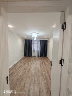 Satılır köhnə tikili 3 otaqlı 70 m²,  Elmlər Akademiyası m.-4