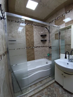 Satılır yeni tikili 3 otaqlı 100 m², 28 May m.-9 Satılır yeni tikili 3 otaqlı 100 m², 28 May m.-9