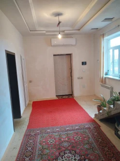 Satılır ev/villa 8 otaqlı 200 m², Qala q-16