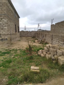 Satılır ev/villa 8 otaqlı 200 m², Qala q-5 Satılır ev/villa 8 otaqlı 200 m², Qala q-5