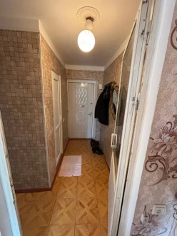 Satılır köhnə tikili 1 otaqlı 35 m²,  Elmlər Akademiyası m.-10