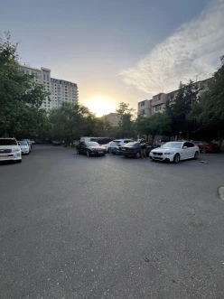 Satılır köhnə tikili 1 otaqlı 35 m²,  Elmlər Akademiyası m.-2