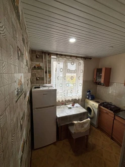 Satılır köhnə tikili 1 otaqlı 35 m²,  Elmlər Akademiyası m.-11