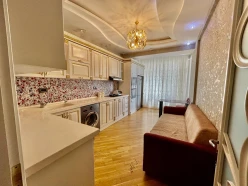 Satılır yeni tikili 3 otaqlı 131 m², Neftçilər m.-10