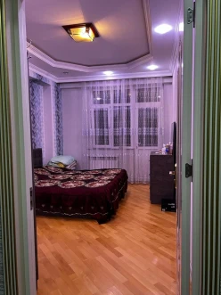 Satılır yeni tikili 2 otaqlı 58 m², İnşaatçılar m.