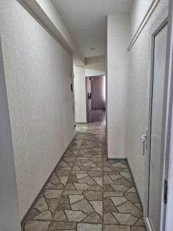 Satılır yeni tikili 2 otaqlı 68 m², İnşaatçılar m.-9