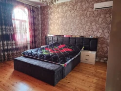 Satılır ev/villa 4 otaqlı 140 m², Azadlıq prospekti m.-14