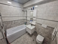 Satılır yeni tikili 2 otaqlı 68 m², İnşaatçılar m.-8