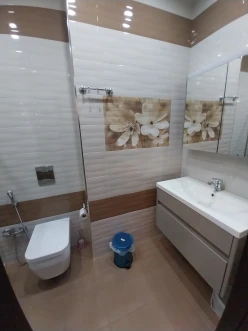 Satılır yeni tikili 3 otaqlı 145 m², İnşaatçılar m.-8