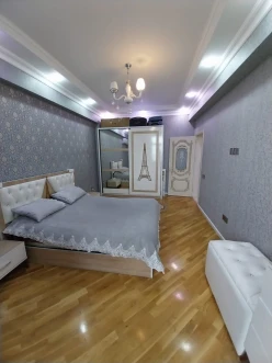 Satılır yeni tikili 3 otaqlı 135 m², Memar Əcəmi m.-11 Satılır yeni tikili 3 otaqlı 135 m², Memar Əcəmi m.-11