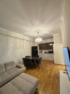 Satılır yeni tikili 2 otaqlı 47 m², Avtovağzal m.-8