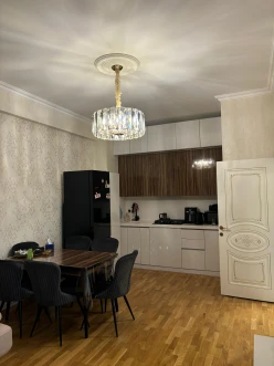 Satılır yeni tikili 2 otaqlı 47 m², Avtovağzal m.-9