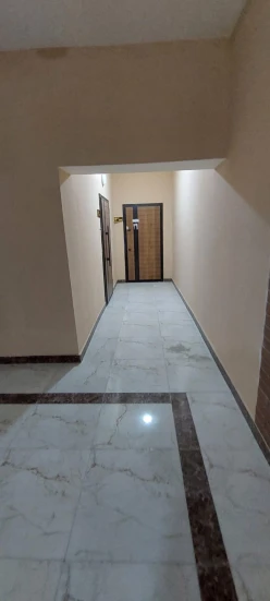 Satılır yeni tikili 2 otaqlı 67 m², Neftçilər m.-3