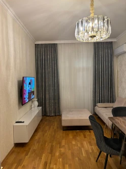 Satılır yeni tikili 2 otaqlı 47 m², Avtovağzal m.-6