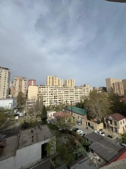 Satılır yeni tikili 3 otaqlı 120 m²,  İnşaatçılar m.-3