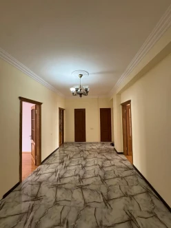 Satılır yeni tikili 3 otaqlı 120 m²,  İnşaatçılar m.-11