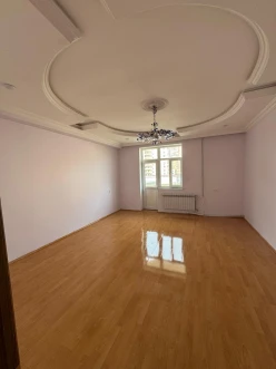 Satılır yeni tikili 3 otaqlı 120 m²,  İnşaatçılar m.-6