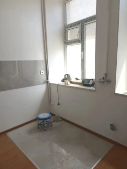 Satılır köhnə tikili 2 otaqlı 60 m²,  Azadlıq prospekti m.-12