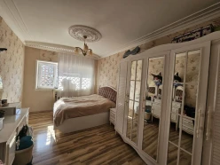 Satılır köhnə tikili 5 otaqlı 125 m²,  İnşaatçılar m.-7