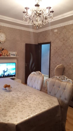 Satılır ev/villa 3 otaqlı 76 m², Azadlıq prospekti m.-5