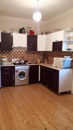 Satılır ev/villa 3 otaqlı 76 m², Azadlıq prospekti m.-9