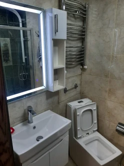 İcarə yeni tikili 2 otaqlı 90 m²,  İnşaatçılar m.-8