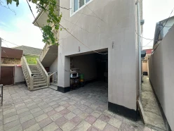 Satılır ev/villa 5 otaqlı 250 m², Binəqədi-3 Satılır ev/villa 5 otaqlı 250 m², Binəqədi-3